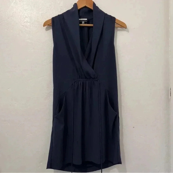 Aritzia‎ Wilfred Sabine Dress Faux-wrap  Mini Dress with pockets in Navy Sz XS - Picture 3 of 11